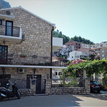 Vila Teodora Свети-Стефан Экстерьер фото
